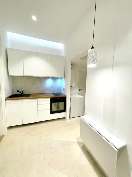 Fantastic Location! Superhost 5 Star Praha